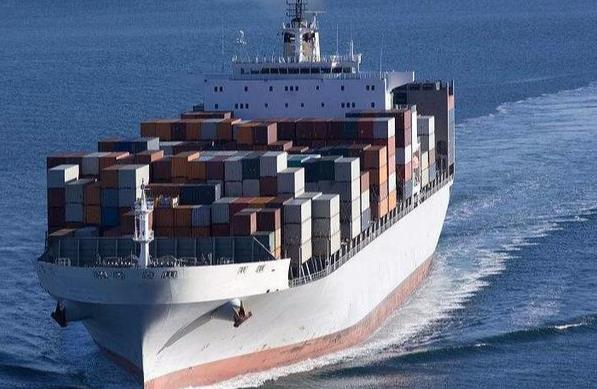 英国国际海运是英国重要的对外贸易方式